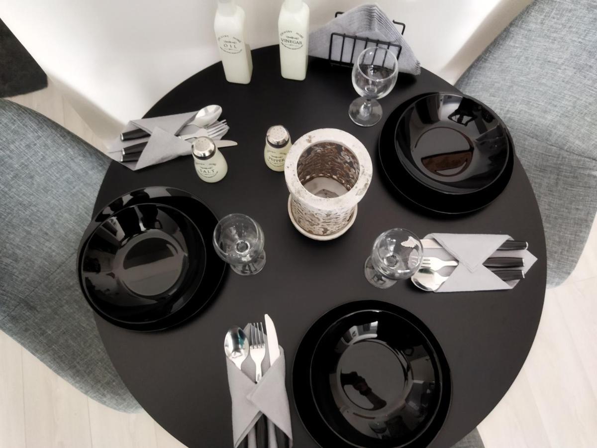 Grey Sense Luxury Apartment イラクリオン エクステリア 写真