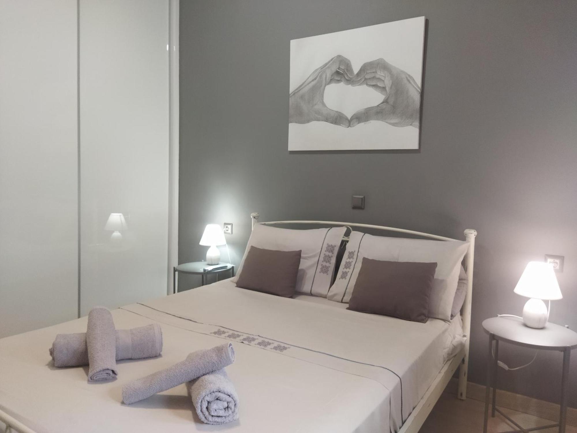 Grey Sense Luxury Apartment イラクリオン エクステリア 写真